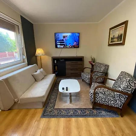 Mezeskalacs Apartmanhaz *